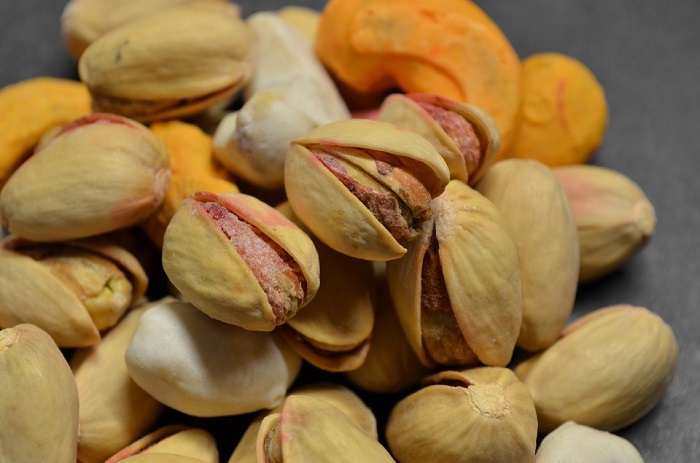 pistachios healthy snacks