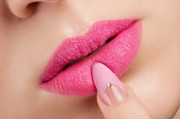 Best MAC Lipstick Products