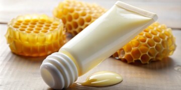 honeycomb bee venom cream