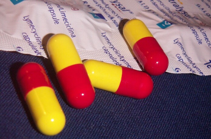 tetracycline pills