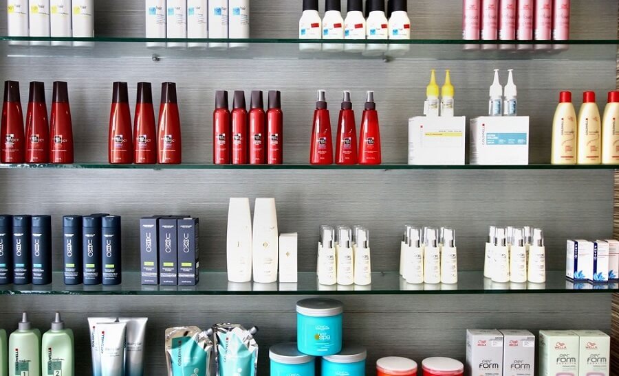 1 shelves of beauty products