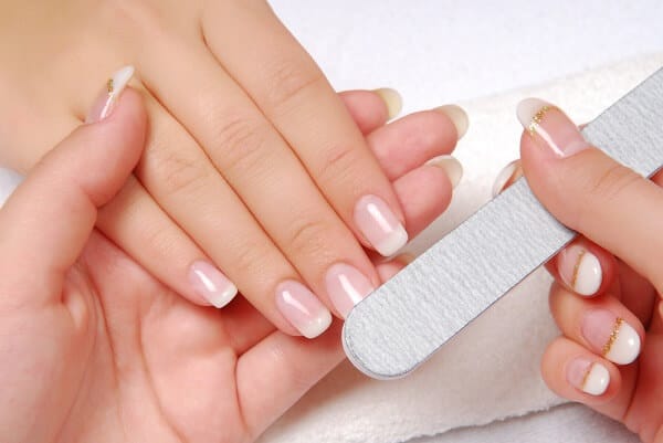 how to trim nails