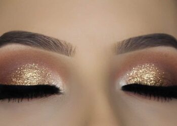 wearing gliiter eyeshadow