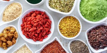SUPERFOODSENERGYBOOSTINGANDMOODBALANCING