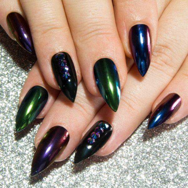 14 Stunning Pictures for Holographic Nail Art Inspiration