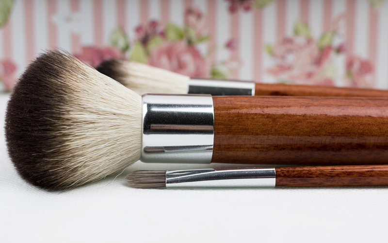 mkeup brushes
